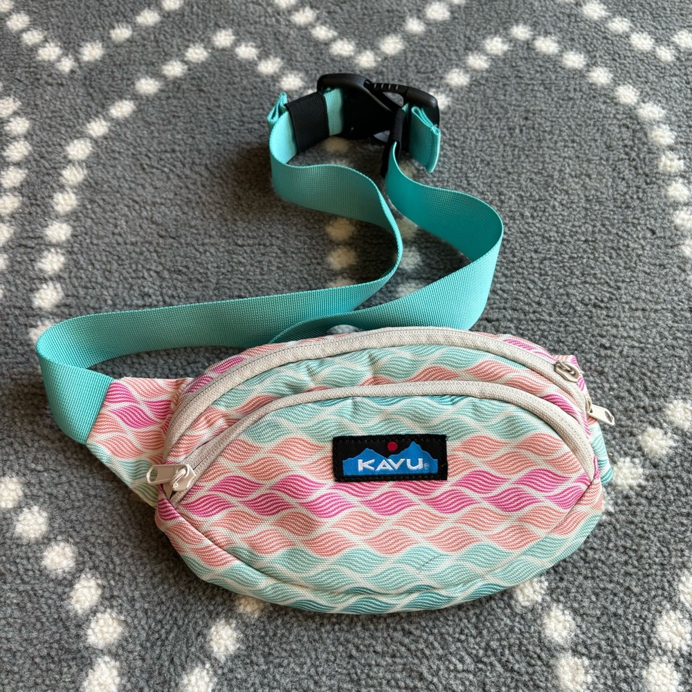 Kavu - Wave Pattern Fanny Pack Belt Bag - Pink and Teal